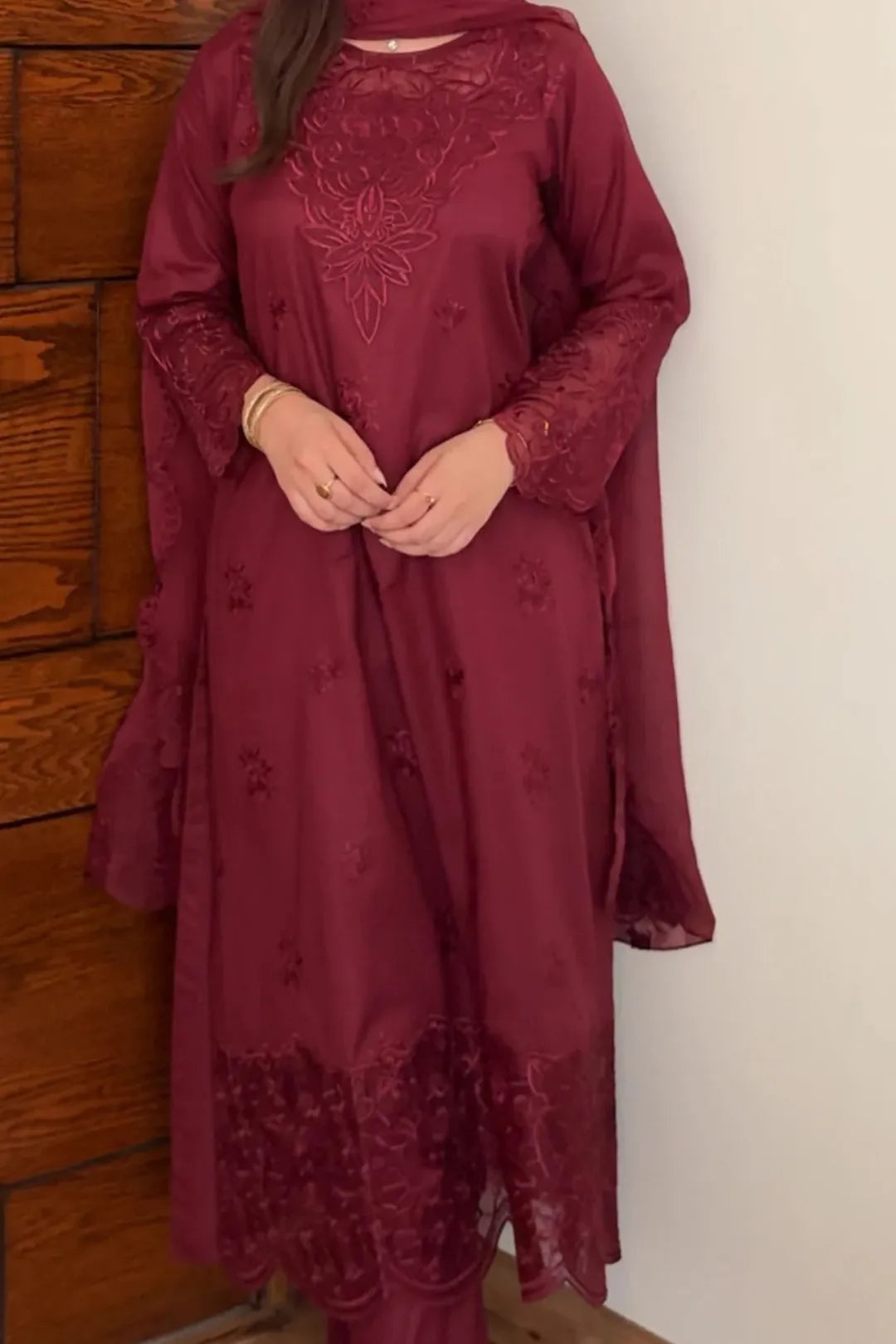 Zareen Maroon Luxury 3-Piece Suit