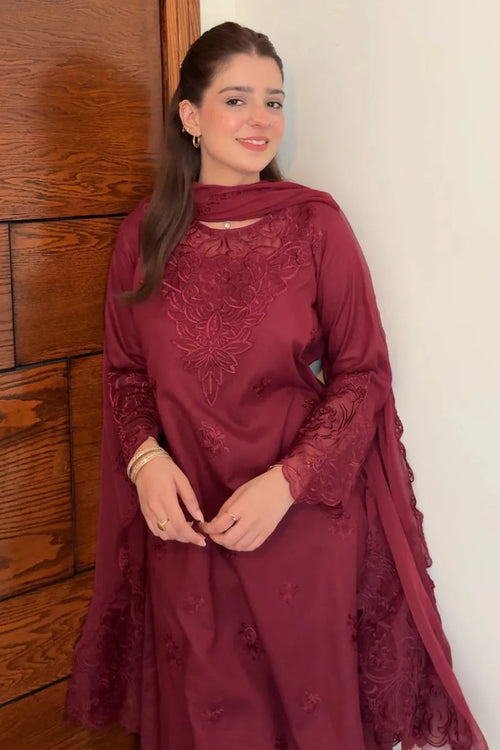 Zareen Maroon Luxury 3-Piece Suit