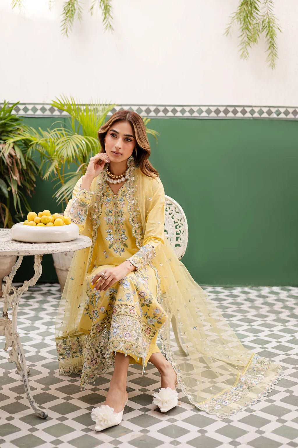 Noor-e-Bahar Embroidered 3-Piece Suit