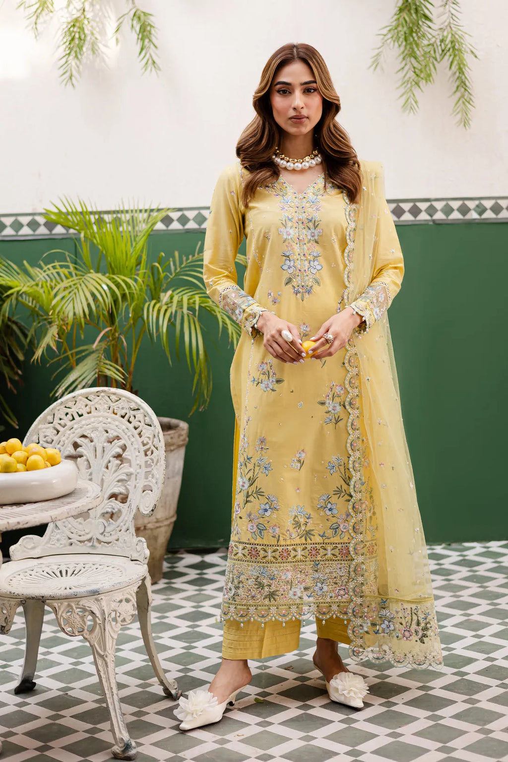Noor-e-Bahar Embroidered 3-Piece Suit