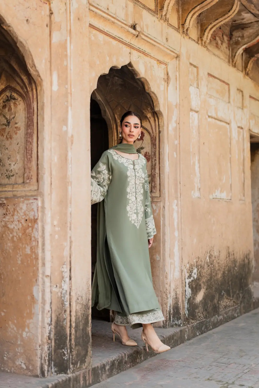 Zareefa Sage Embroidered 3-Piece Suit