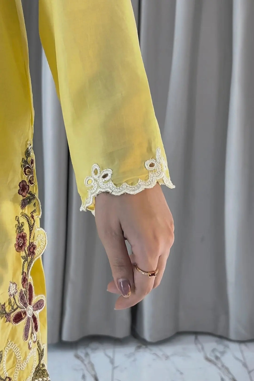 Lemon Zoya Embroidered 2-Piece Suit